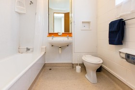 Alpha Motor Inn