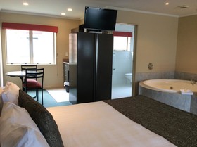 Cornwall Motor Lodge