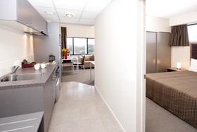Quality Suites Central Square