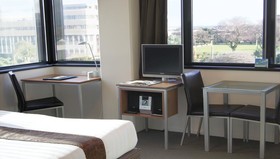 Quality Suites Central Square