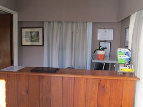 Colonial Motel