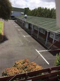 Colonial Motel