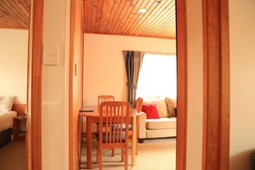 Papakura Motor Lodge & Motel
