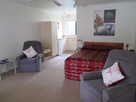 BK's Counties Motor Lodge