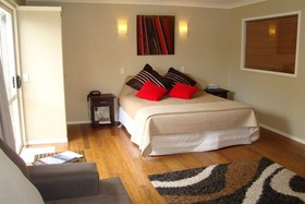 Raglan Sunset Motel