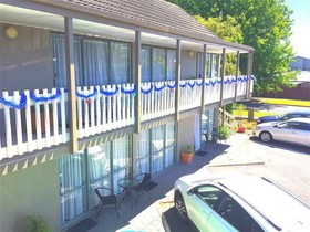 Accolade Lodge Motel