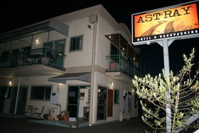 Astray Motel & Backpackers