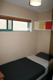 Astray Motel & Backpackers
