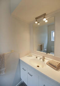 Aura Accommodation