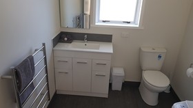 Aura Accommodation