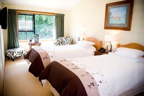 Hana Lodge