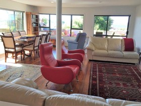 Lake Road Lodge