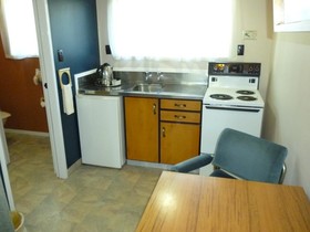 Ledwich Lodge Motel
