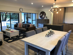 Luxury Golf Side Lodge K Lodge