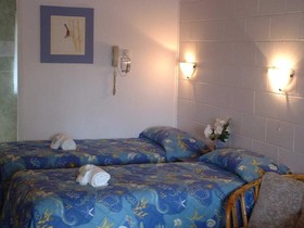 Midway Motel
