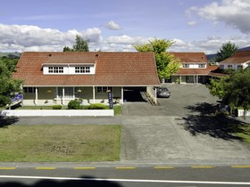 Midway Motel