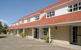 Midway Motel
