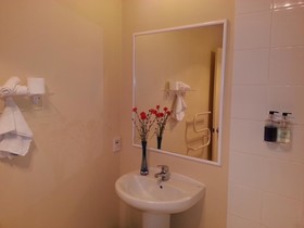 New Castle Motor Lodge
