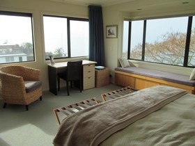 Nicara Lakeside Lodge