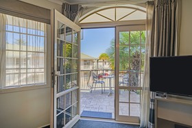 Silver Fern Rotorua Suites & Spa