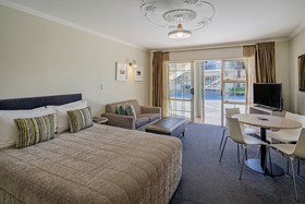Silver Fern Rotorua Suites & Spa