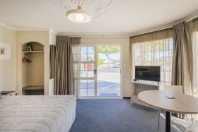 Silver Fern Rotorua Suites & Spa