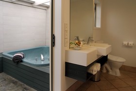 Silver Fern Rotorua Suites & Spa