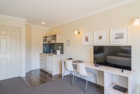 Silver Fern Rotorua Suites & Spa