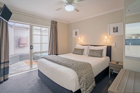 Silver Fern Rotorua Suites & Spa