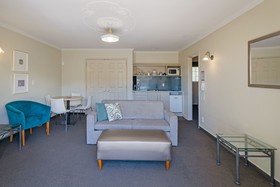 Silver Fern Rotorua Suites & Spa