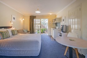 Silver Fern Rotorua Suites & Spa