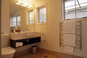 Silver Fern Rotorua Suites & Spa