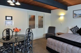 Wylie Court Motor Lodge