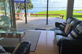 Tapeka Del Mar Beachfront Holiday Home