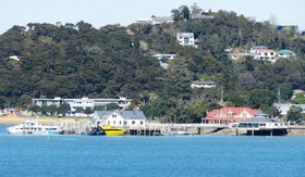 Tapeka Del Mar Beachfront Holiday Home