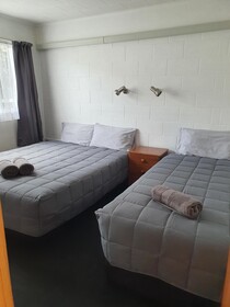 Brooklyne Motel Sanson