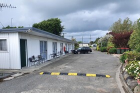 Brooklyne Motel Sanson