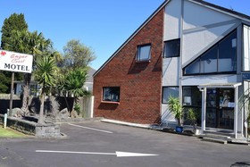 Anzac Court Motel