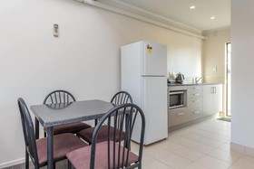 Anzac Court Motel
