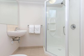 Anzac Court Motel