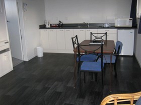 Adelphi Motel