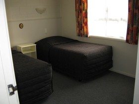 Adelphi Motel