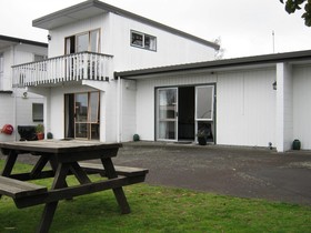 Adelphi Motel