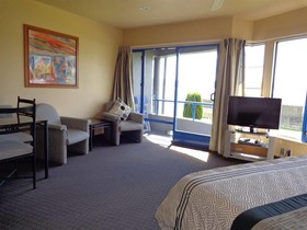 Clearwater Motor Lodge