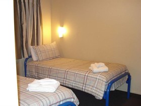 Clearwater Motor Lodge