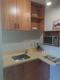Cascades Lakefront Motel