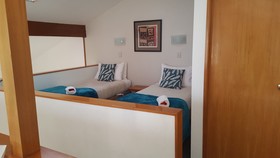 Cascades Lakefront Motel