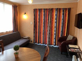 Dunrovin Motel