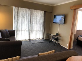 Dunrovin Motel