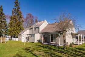 Quality Suites Huka Falls